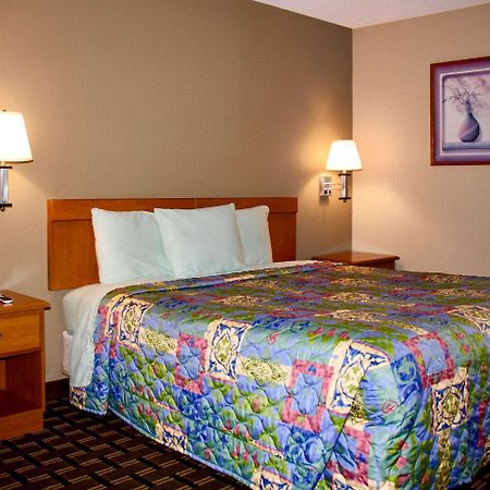 Rodeway Inn University Area Charlotte Exterior foto