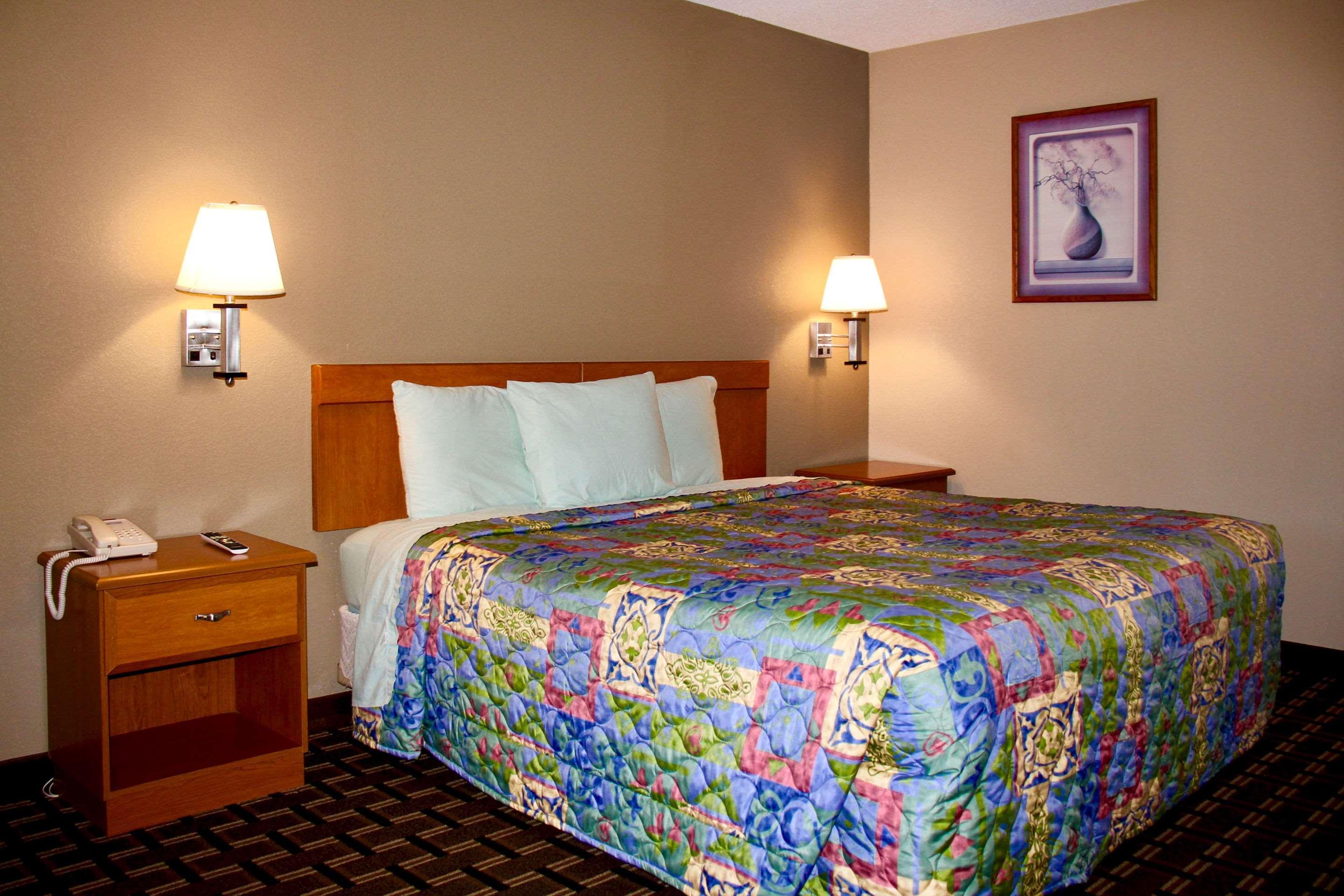 Rodeway Inn University Area Charlotte Exterior foto
