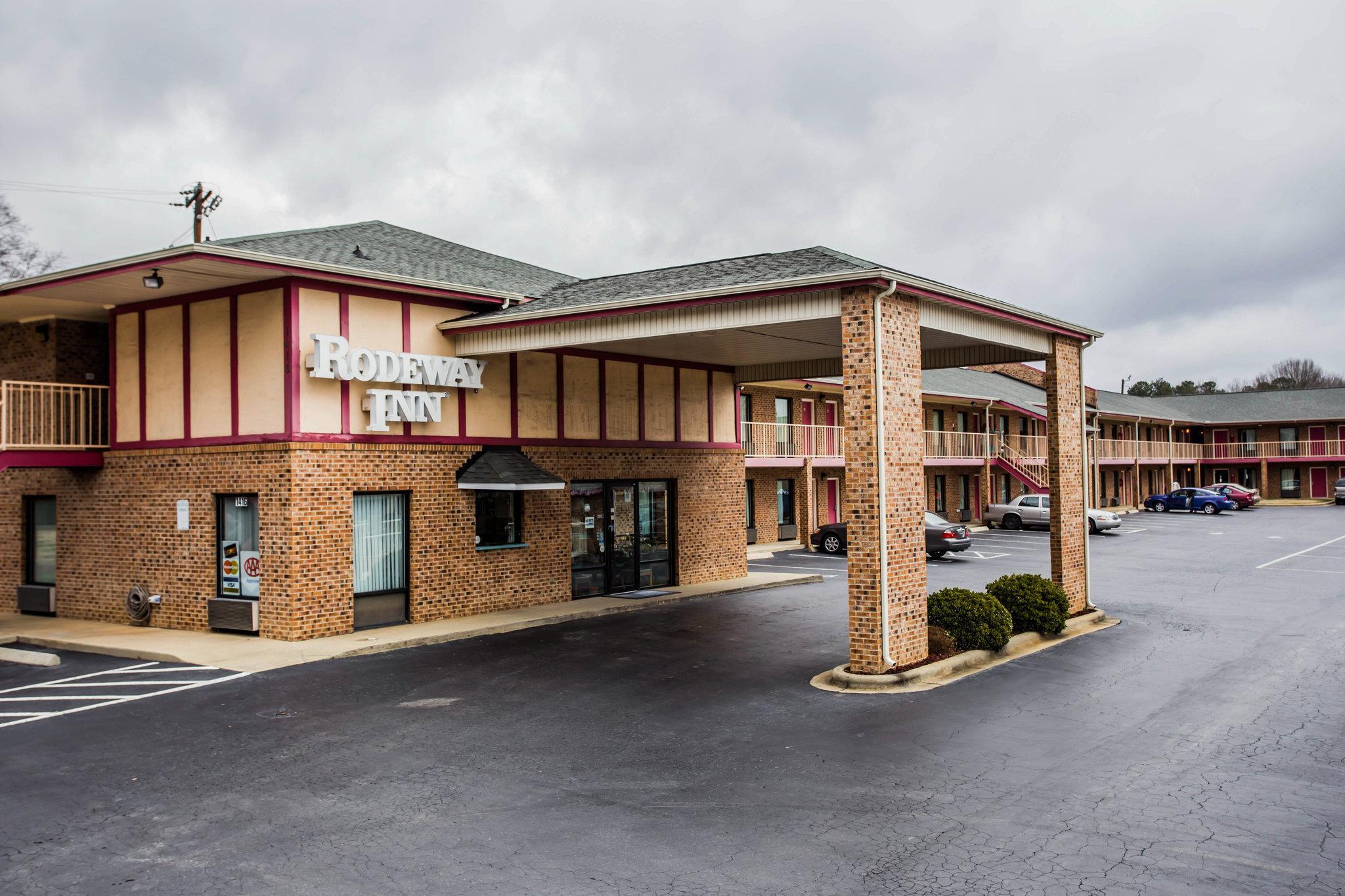 Rodeway Inn University Area Charlotte Exterior foto