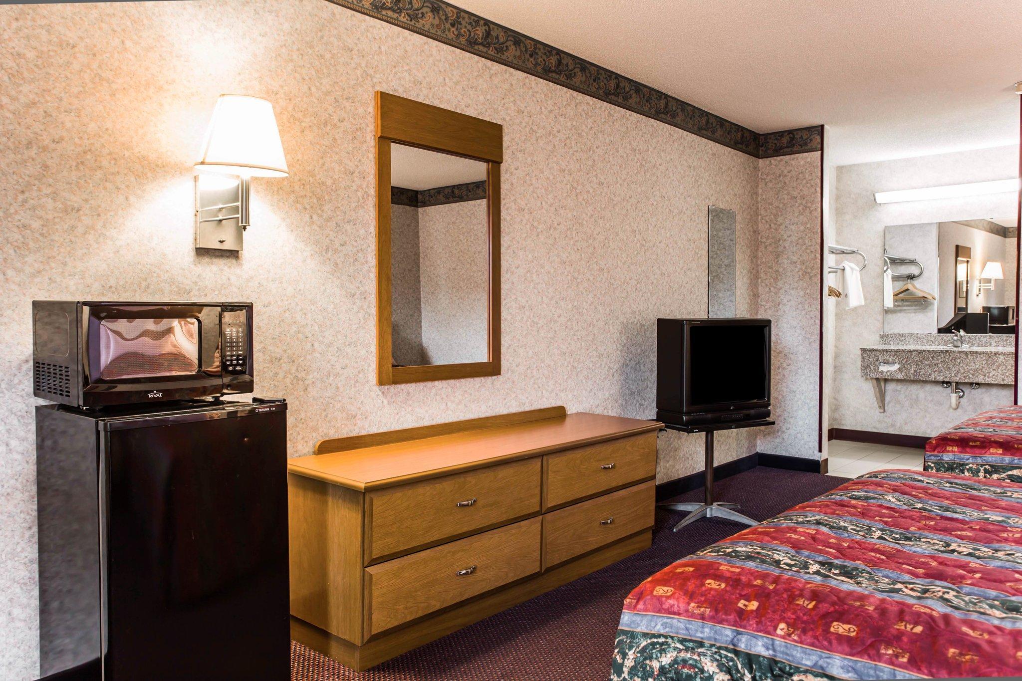 Rodeway Inn University Area Charlotte Exterior foto