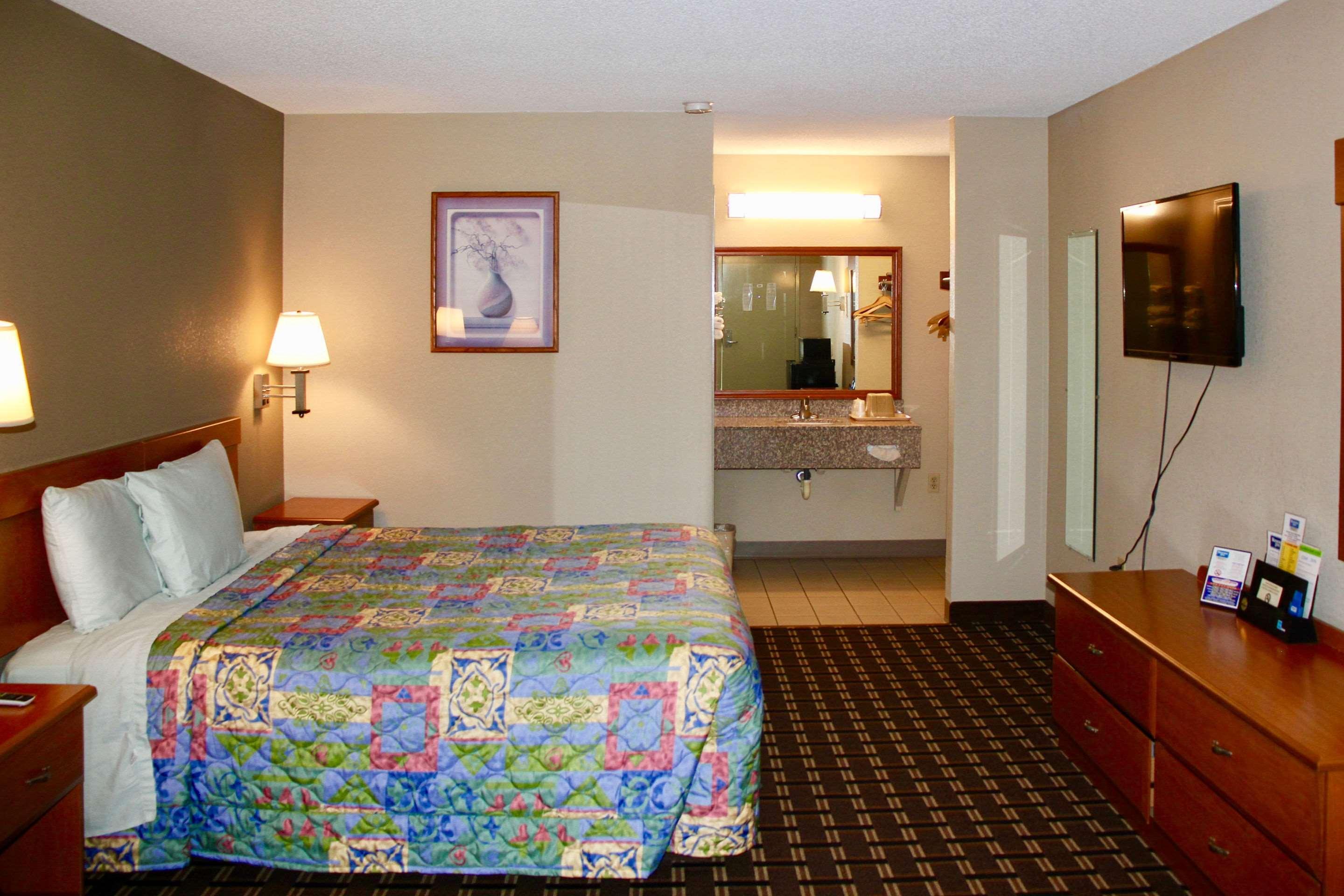 Rodeway Inn University Area Charlotte Exterior foto